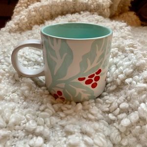 NWT 2018 Starbucks Holly Mug